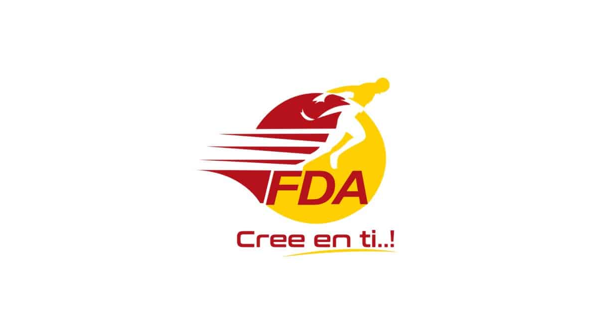 Piscina Olímpica — Federación Deportiva del Azuay